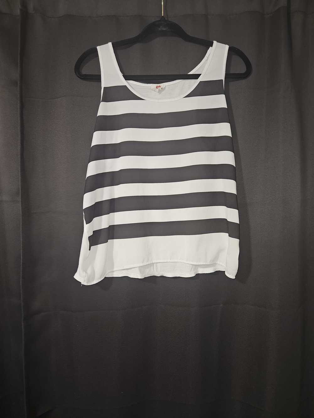 Derek Heart Black & White Horizontal Striped Scoop Neck Tank Top